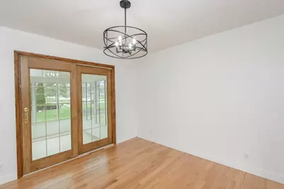 21300  Astolat Dr, Brookfield, WI 53045 - Photo 11