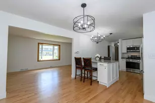 21300 Astolat Dr, Brookfield, WI 53045 - Photo 1