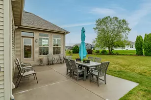797 Estate Dr, Fond du Lac, WI 54935 - Photo 25