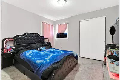5742 N 99th St #5744, Milwaukee, WI 53225 - Photo 13