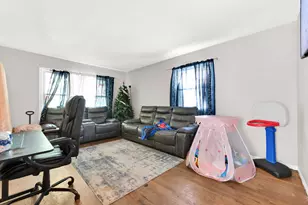 5742 N 99th St, Milwaukee, WI 53225 - Photo 15