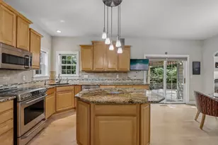 749 Prestwick Ct, Oconomowoc, WI 53066 - Photo 11