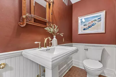 N72W13449  Good Hope Rd, Menomonee Falls, WI 53051 - Photo 17
