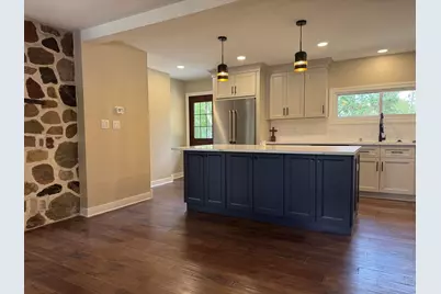 14120 W Howard Ave, New Berlin, WI 53151 - Photo 5
