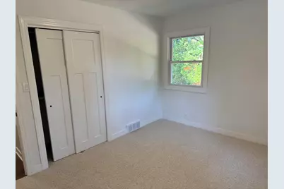 14120 W Howard Ave, New Berlin, WI 53151 - Photo 17