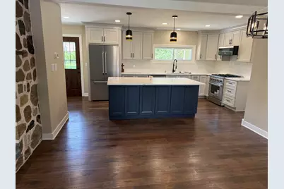 14120 W Howard Ave, New Berlin, WI 53151 - Photo 3