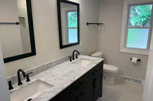 14120 W Howard Ave, New Berlin, WI 53151 - Photo 15