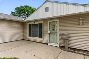 3724 N 61st St, Milwaukee, WI 53216 - Photo 5