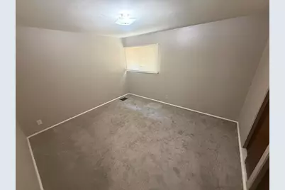 3724 N 61st St, Milwaukee, WI 53216 - Photo 9