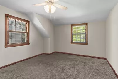 3354 S 47th St, Greenfield, WI 53219 - Photo 5