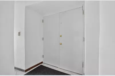 2525 S Shore Dr #25A, Milwaukee, WI 53207 - Photo 3