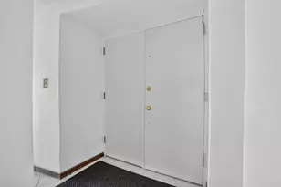 2525 S Shore Dr, Milwaukee, WI 53207 - Photo 3