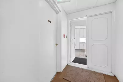 2525 S Shore Dr #25A, Milwaukee, WI 53207 - Photo 5
