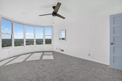 2525 S Shore Dr #25A, Milwaukee, WI 53207 - Photo 19