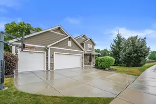 1809 Coldwater Creek Dr, Waukesha, WI 53188 - Photo 3