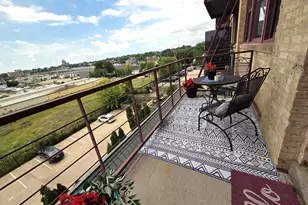 215 W Maple St, Milwaukee, WI 53204 - Photo 1