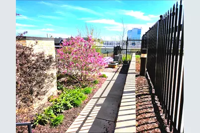 215 W Maple St #307, Milwaukee, WI 53204 - Photo 13