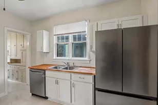 943 N 34th St, Milwaukee, WI 53208 - Photo 13