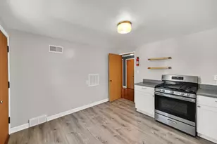 3279 S Adams Ave, Milwaukee, WI 53207 - Photo 27