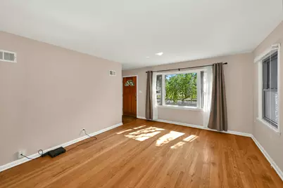 3279 S Adams Ave, Milwaukee, WI 53207 - Photo 5