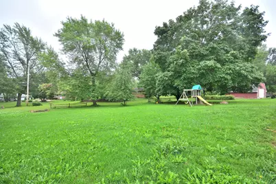W164N5080  Lone Oak Ln, Menomonee Falls, WI 53051 - Photo 37