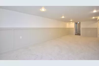 W164N5080  Lone Oak Ln, Menomonee Falls, WI 53051 - Photo 29