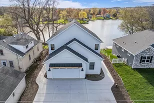 6255 S Linnie Lac Pl, New Berlin, WI 53146 - Photo 7
