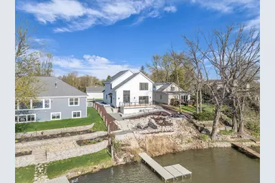 6255 S Linnie Lac Pl, New Berlin, WI 53146 - Photo 1