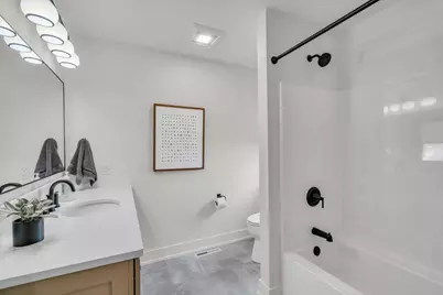 6255 S Linnie Lac Pl, New Berlin, WI 53146 - Photo 21
