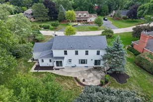 15200 Briaridge Ct, Elm Grove, WI 53122 - Photo 3