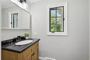 15200 Briaridge Ct, Elm Grove, WI 53122 - Photo 23