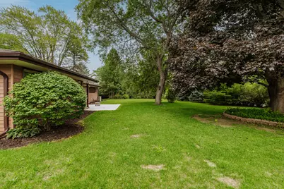 5315 S Maryknoll Dr, New Berlin, WI 53151 - Photo 35