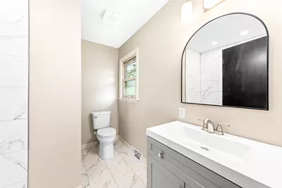5315 S Maryknoll Dr, New Berlin, WI 53151 - Photo 15