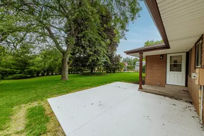 5315 S Maryknoll Dr, New Berlin, WI 53151 - Photo 29
