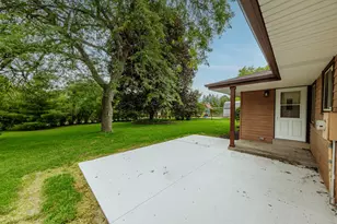 5315 S Maryknoll Dr, New Berlin, WI 53151 - Photo 29