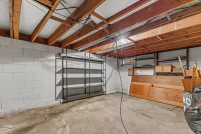 11825 W Elmhurst Pkwy, Wauwatosa, WI 53226 - Photo 29