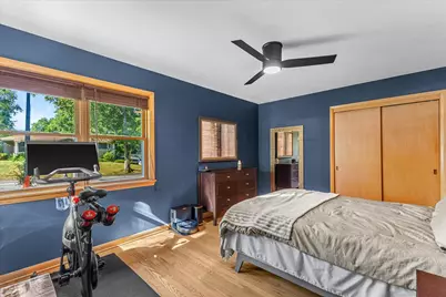 11825 W Elmhurst Pkwy, Wauwatosa, WI 53226 - Photo 15