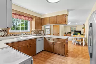 1255 Castle Ave, Sheboygan, WI 53081 - Photo 5