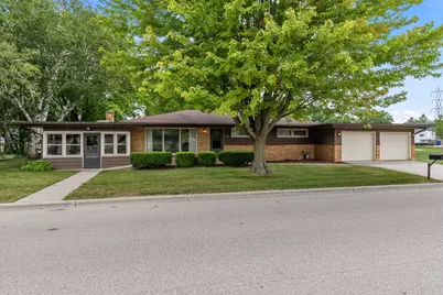 107  Edmaro St, Fredonia, WI 53021 - Photo 1