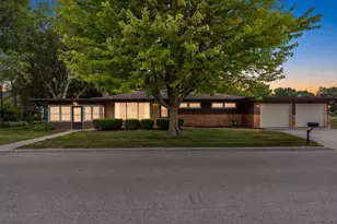107 Edmaro St, Fredonia, WI 53021 - Photo 1