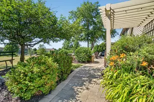 W176N5411 Highridge Dr, Menomonee Falls, WI 53051 - Photo 43