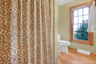 W176N5411 Highridge Dr, Menomonee Falls, WI 53051 - Photo 35