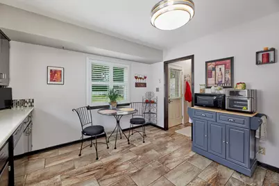 2822  Orchard St, Racine, WI 53405 - Photo 9