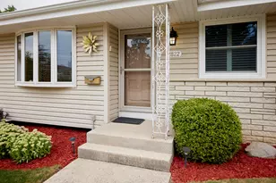 2822 Orchard St, Racine, WI 53405 - Photo 3