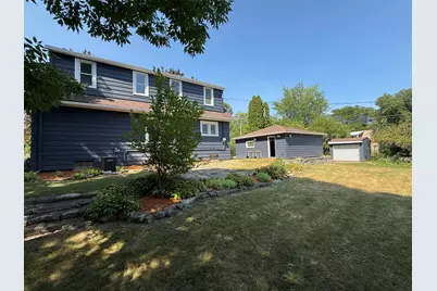 10431 W Courtland Ave, Wauwatosa, WI 53225 - Photo 7