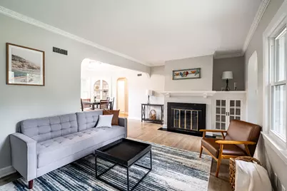 10431 W Courtland Ave, Wauwatosa, WI 53225 - Photo 21
