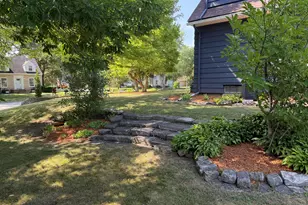 10431 W Courtland Ave, Wauwatosa, WI 53225 - Photo 5