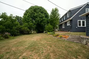10431 W Courtland Ave, Wauwatosa, WI 53225 - Photo 17