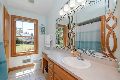 587  Cottonwood Ln, Grafton, WI 53024 - Photo 43