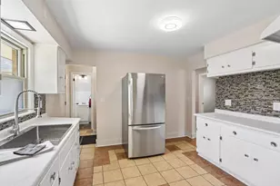 7245 W Cleveland Ave, West Allis, WI 53219 - Photo 3
